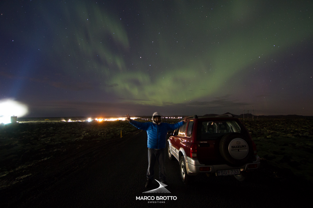 aurora-boreal-islandia-carro aurora-boreal-islandia-carro