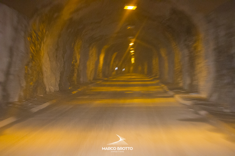 auror-boreal-noruega-finlandia-tunel aurora-boreal-noruega-finlandia-tunel
