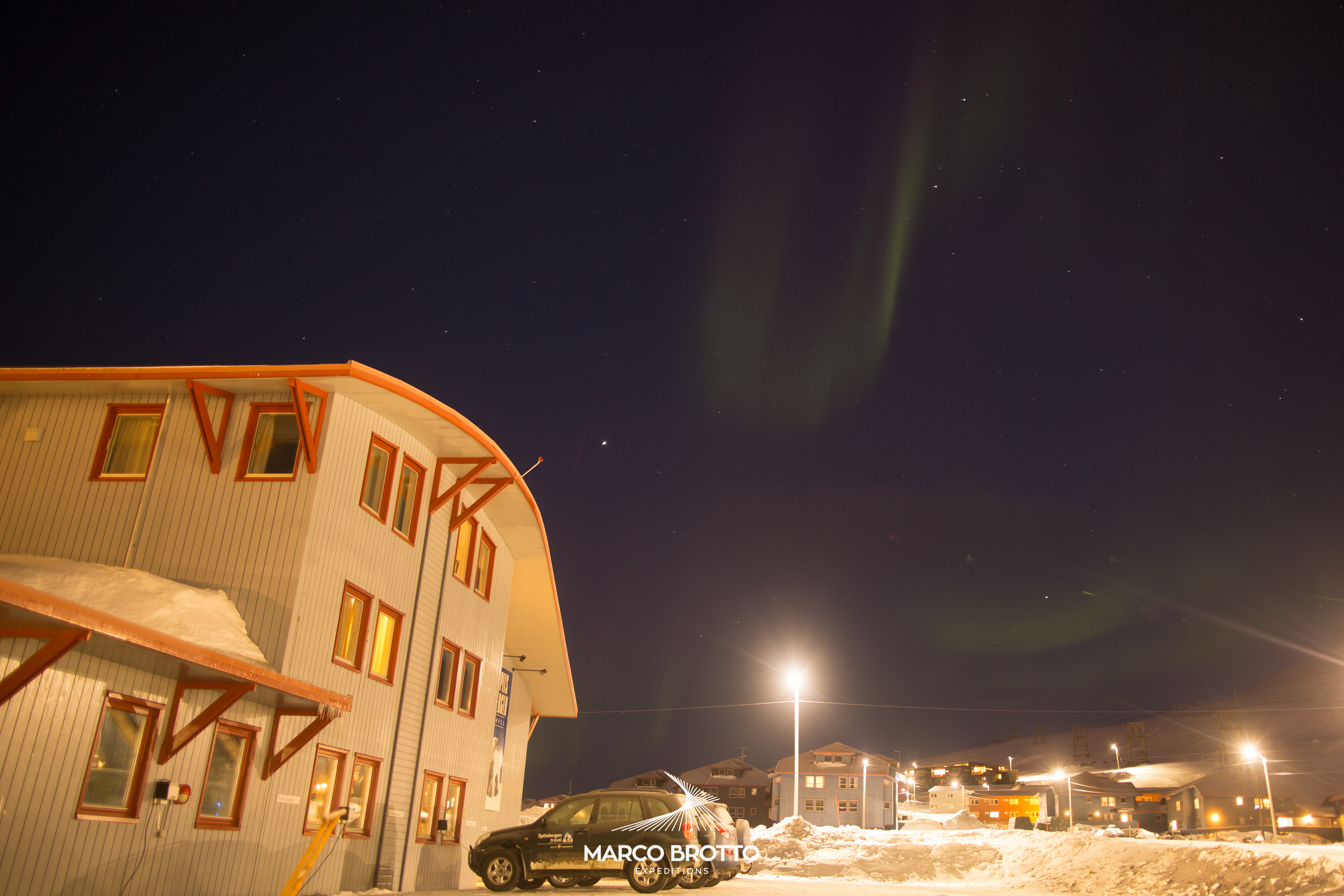 aurora-boreal-svalbard-ceu