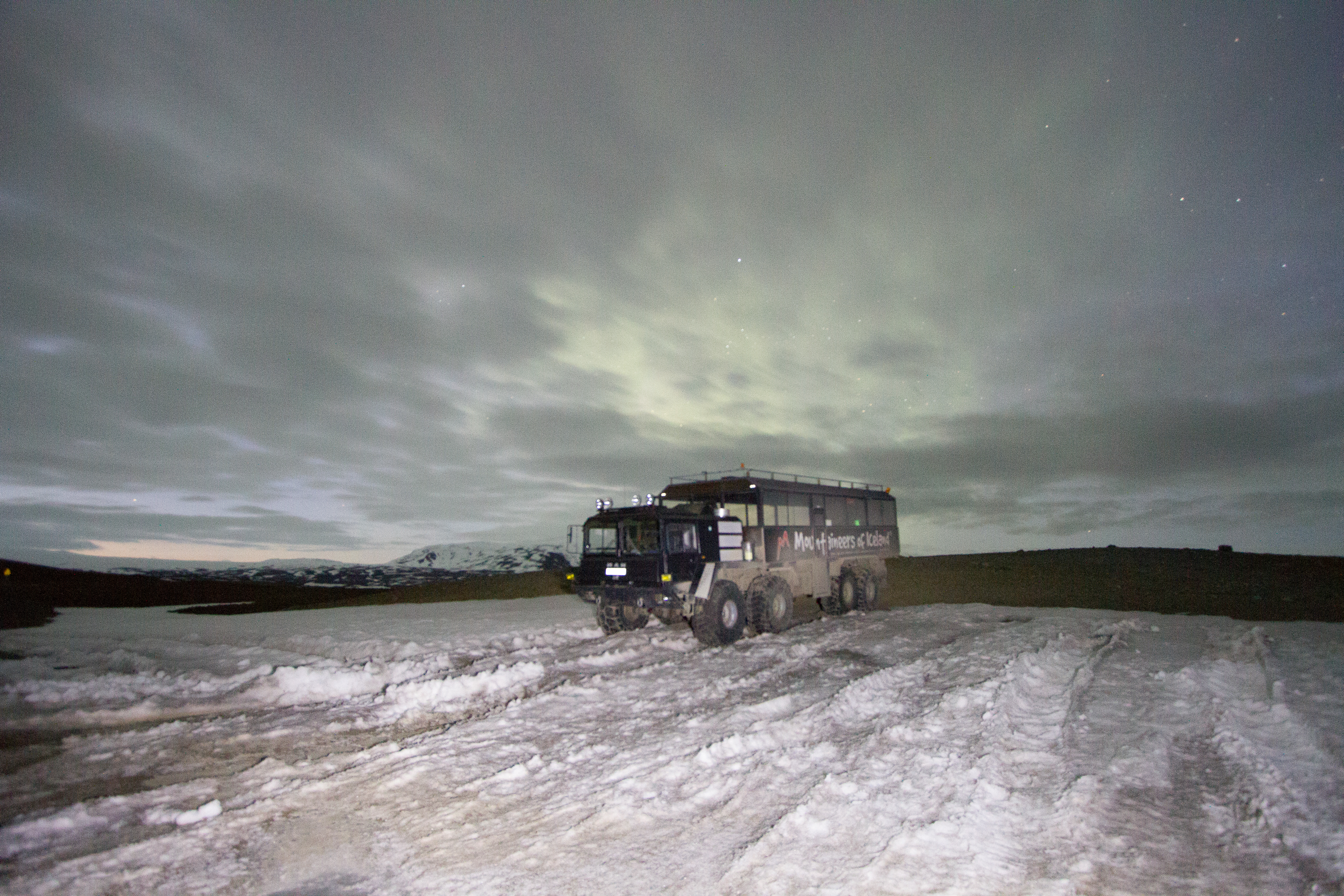 onde-ver-aurora-boreal-gelo