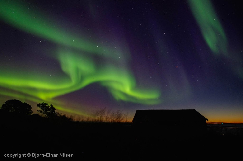 tempestade-magnetica-aurora-noruega