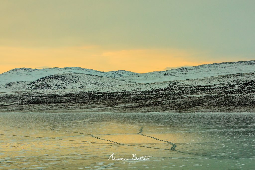 aurora-boreal-na-groenlandia-lago