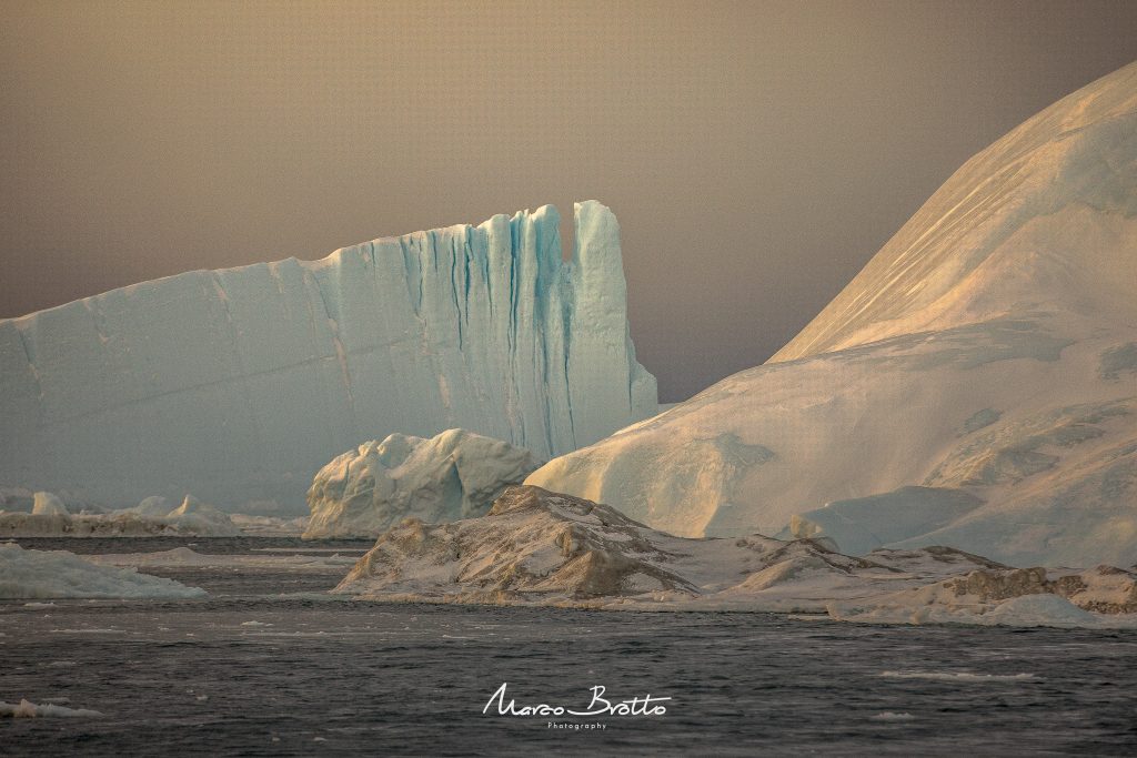 aurora-boreal-na-groenlandia-iceberg