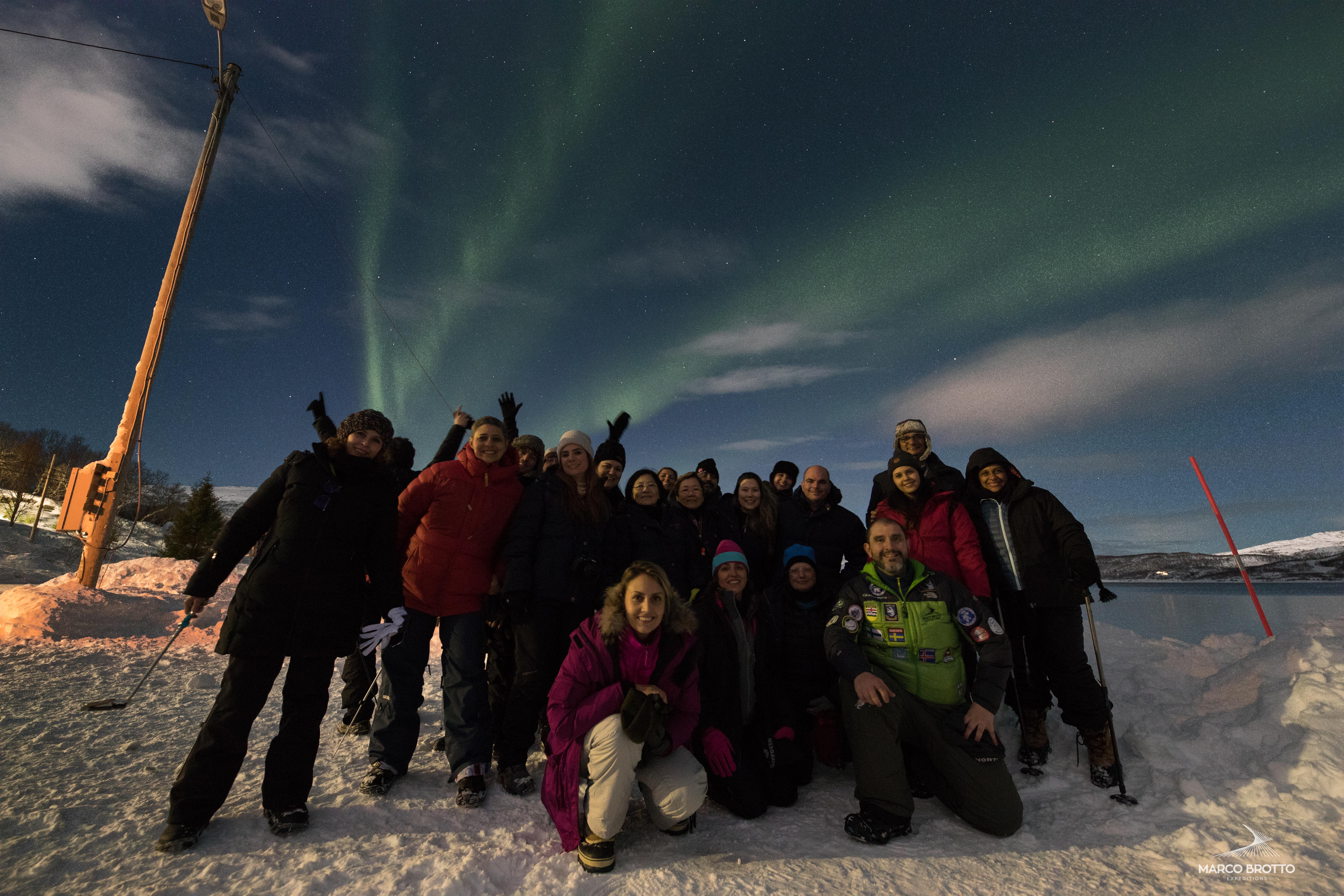 aurora-boreal-na-laponia-ano-novo-grupo