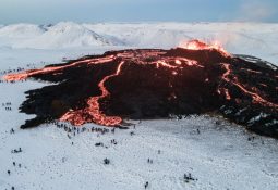 vulcões ativos na islândia