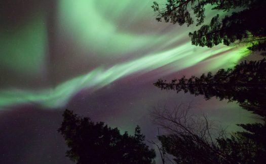 Como escolher o melhor lugar para ver Aurora Boreal de acordo com o seu estilo de viagem